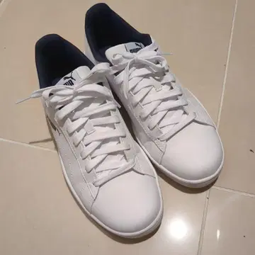 PUMA 화이트 네이비 스니커즈 25cm