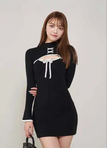 다리치 프론트 오픈 리본 니트 미니 원피스