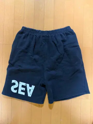 GOD SELECTION XXX WIND AND SEA 숏팬츠