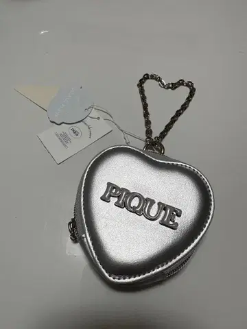 GELATOPIQUE 실버 하트형 코인 케이스