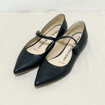 인기 상품 [ FABIO RUSCONI ] 블랙 플랫 펌프스 새상품급