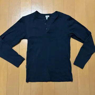 AVIREX US 블랙 헨리넥 써멀 롱T