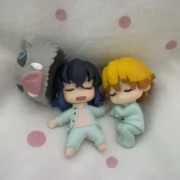 잠재우는 부대 아가츠마 젠이츠 하시비라 이노스케 가챠가챠