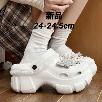 새상품 복슬복슬하고 부드러운 통굽 샌들 SHEIN 24