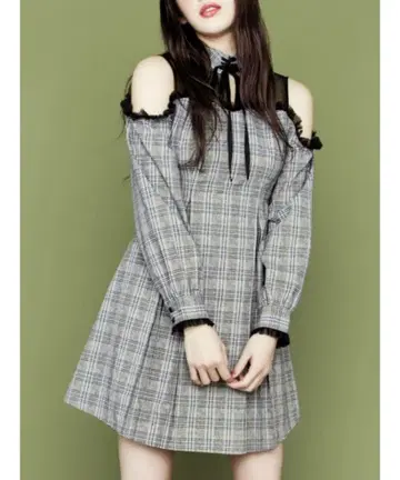 EATME 데콜테 체크 원피스