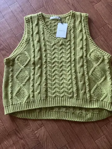 서울베리 니트 베스트