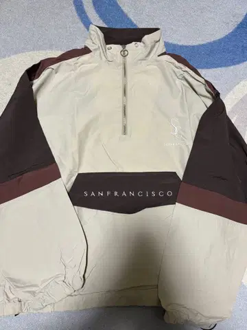 하프 지퍼 나일론 자켓