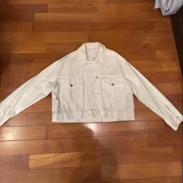 ZARA 화이트 크롭 자켓 M
