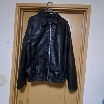 ZARA 블랙 가죽 자켓