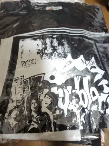 [ 미개봉 새상품 ] WEST. Wtrouble 투어 T셔츠