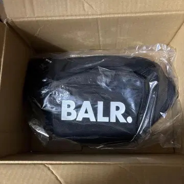 BALR. 블랙 바디백