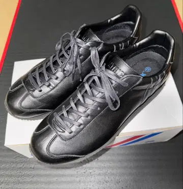 [새상품급] PATRICK 워터프루프 블랙 스니커즈