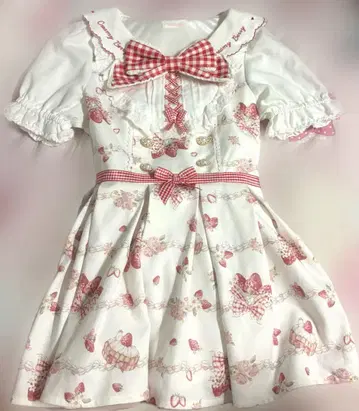 LIZLISA 크리미 베리 패턴 셋업 화이트