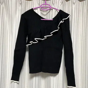 미사용 니트 스웨터 상의 레이스 프릴 블랙 긴팔