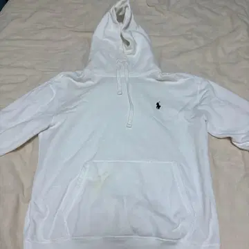 화이트 후드 부착 후드티 얼룩 있음