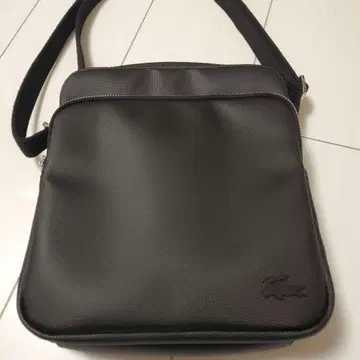 LACOSTE 숄더백 색상 블랙