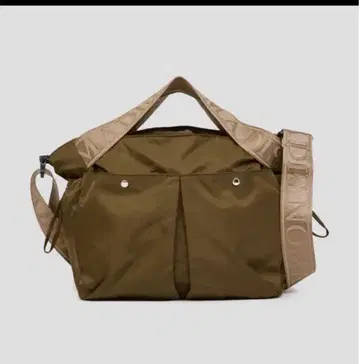 NOMADIS / BASQUE M 숄더백