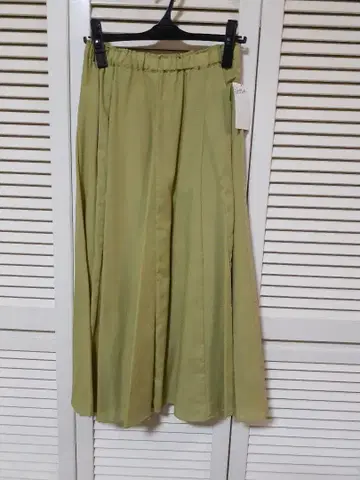 [ 새상품 ] [ 데셍 ] 플레어 스커트 라이트 그린