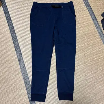 RUSTY 네이비 조거 팬츠 포켓 부착 속기모
