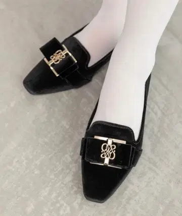 RANDA 벨로아 리본 펌프스 블랙