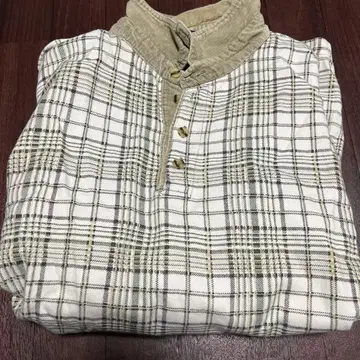 체크 무늬 플란넬 셔츠