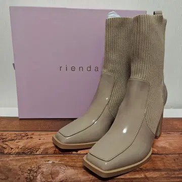 rienda 베이지 하이힐 부츠