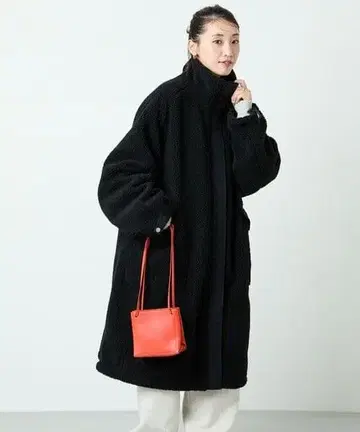 택 포함 새상품 프릭스스토어 보아 코트