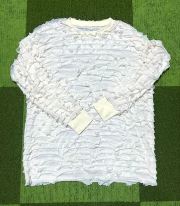 새상품급 PROVOKE 프로보그 프릴 긴팔 티셔츠