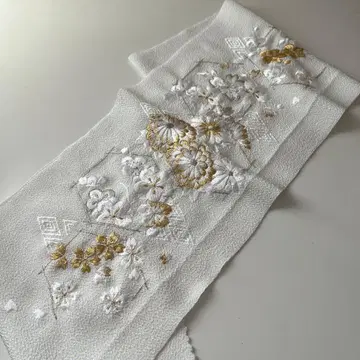 [컨디션 최상] 장식용 깃 NOVERESE 육각형 봄/가을 꽃 문양