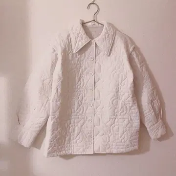 RESEXXY 리젝시 퀼팅 자켓 2WAY 화이트