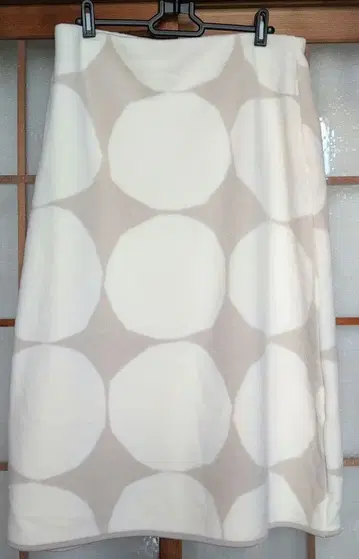 유니클로 marimekko 플리스 스커트