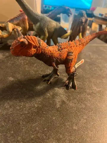 슐라이히 카르노타우루스