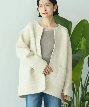 아메리칸 홀릭 W 페이스 래글런 니트 코디건 라이트 베이지