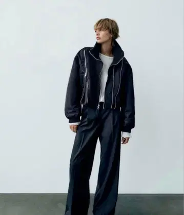 [ 새상품급 ] ZARA 자라 지퍼 대비 봄버 자켓 MA-1 S