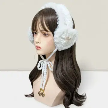 핸드메이드 귀도리 하트 디자인 화이트 리본 참 포함