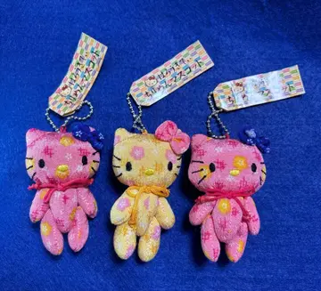 헬로키티 크레이프 원단 스트랩 볼체인 키링 3개 세트