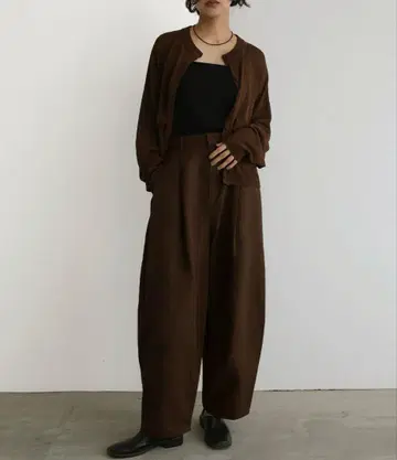 hellam 브라운 슬랙스 팬츠 합성섬유 트윌 턱 커브 팬츠