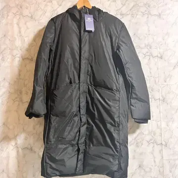 초고급 구스다운 ROBERT CAVANI 다운 코트 정가 15만엔 M