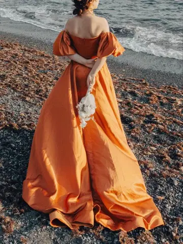 드레스 프로덕션 오프숄더 볼륨 소매 새틴 드레스 (W220TE)