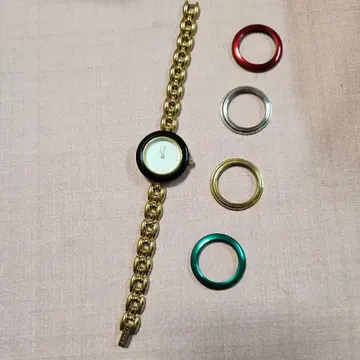 골드 손목시계 교환 가능한 베젤 포함