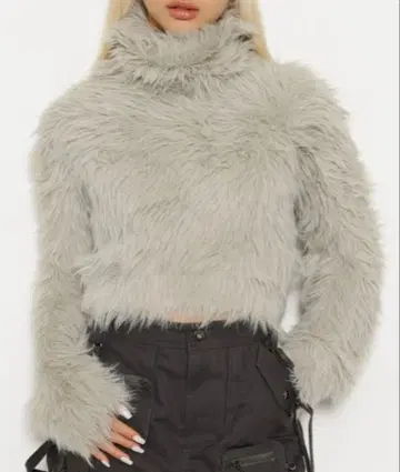 그레이 퍼 스타일 터틀넥 스웨터