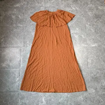 린넨 혼방 프릴 옷깃 원피스 테라코타 내추럴 계열