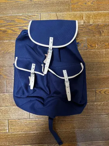 미사용 새상품 UNIQLO JW ANDERSON 백팩 유니클로