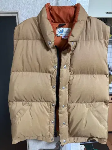 Crescent Down Works 다운 베스트 S 브라운