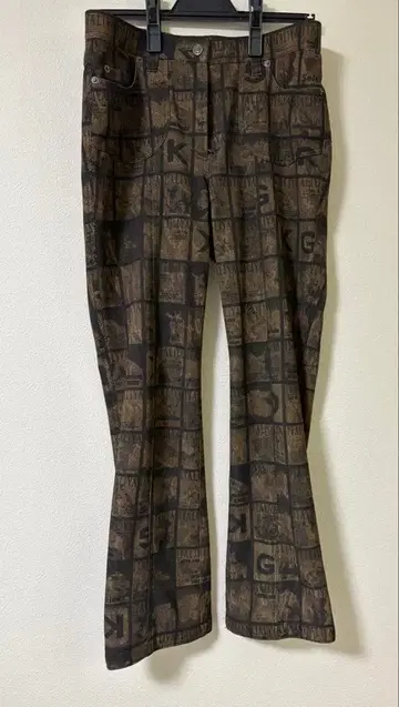 이타리야 브라운 패턴 팬츠