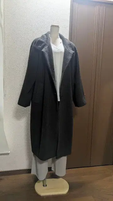 온워드 카시야마 브라운 스탠드 카라 깔끔 롱 코트