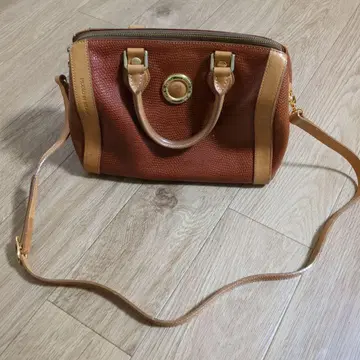 펠레 보르사 오렌지 가죽 핸드백