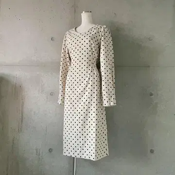 택 포함 새상품 허리 턱 코듀로이 도트 원피스 퍼프 슬리브 베이지 M