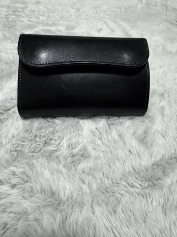 와일드 스완스 번 블랙 새들 풀업