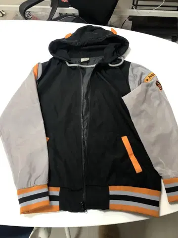 러브 라이브! 선샤인 Aqours 타카미 치카 후드티